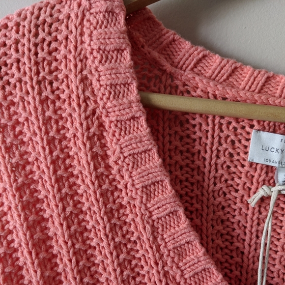 Lucky Brand | Coral V-neck Sweater - Picture 6 of 7